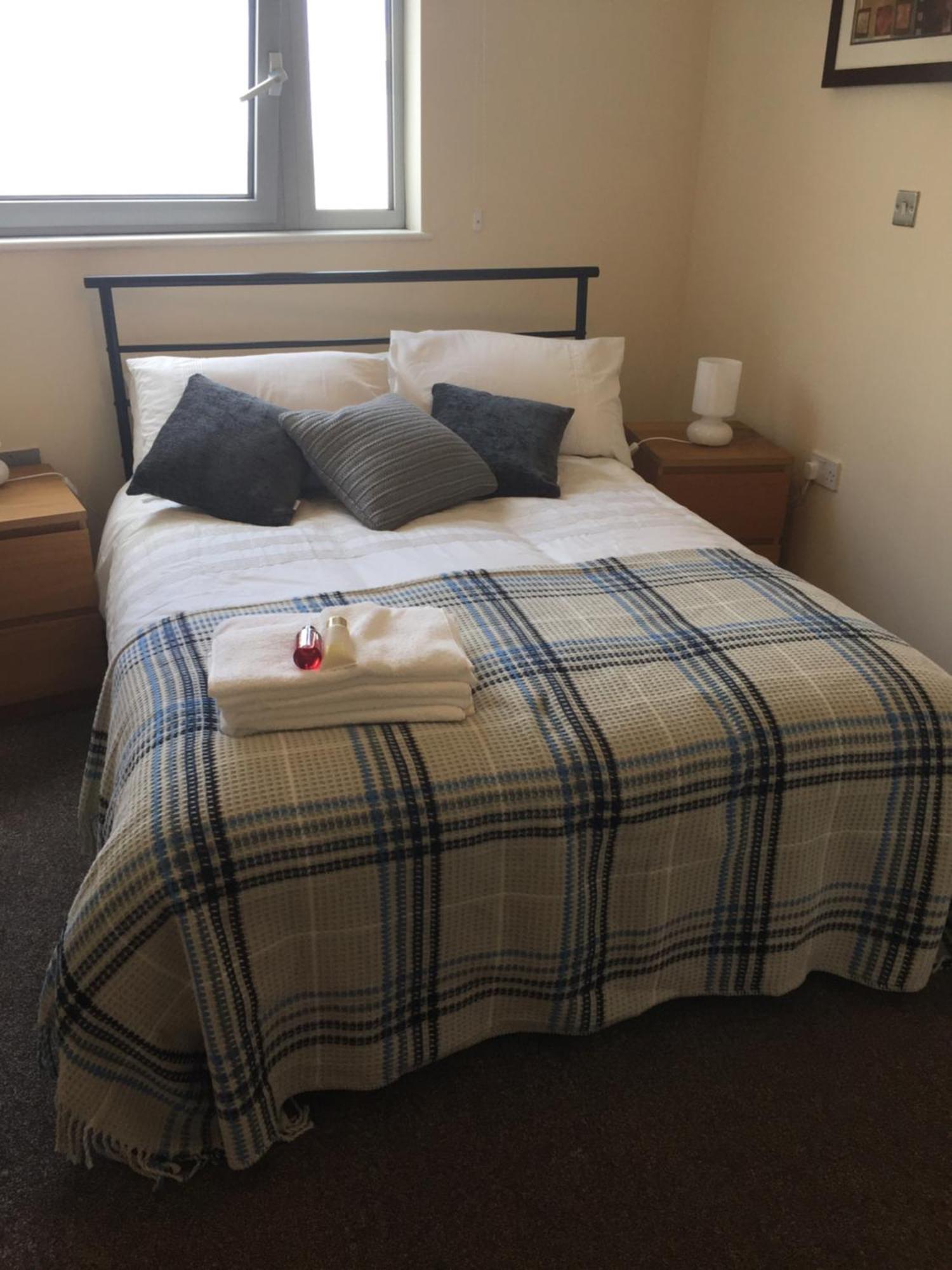Sky Night Serviced Apartments Cardiff Eksteriør billede